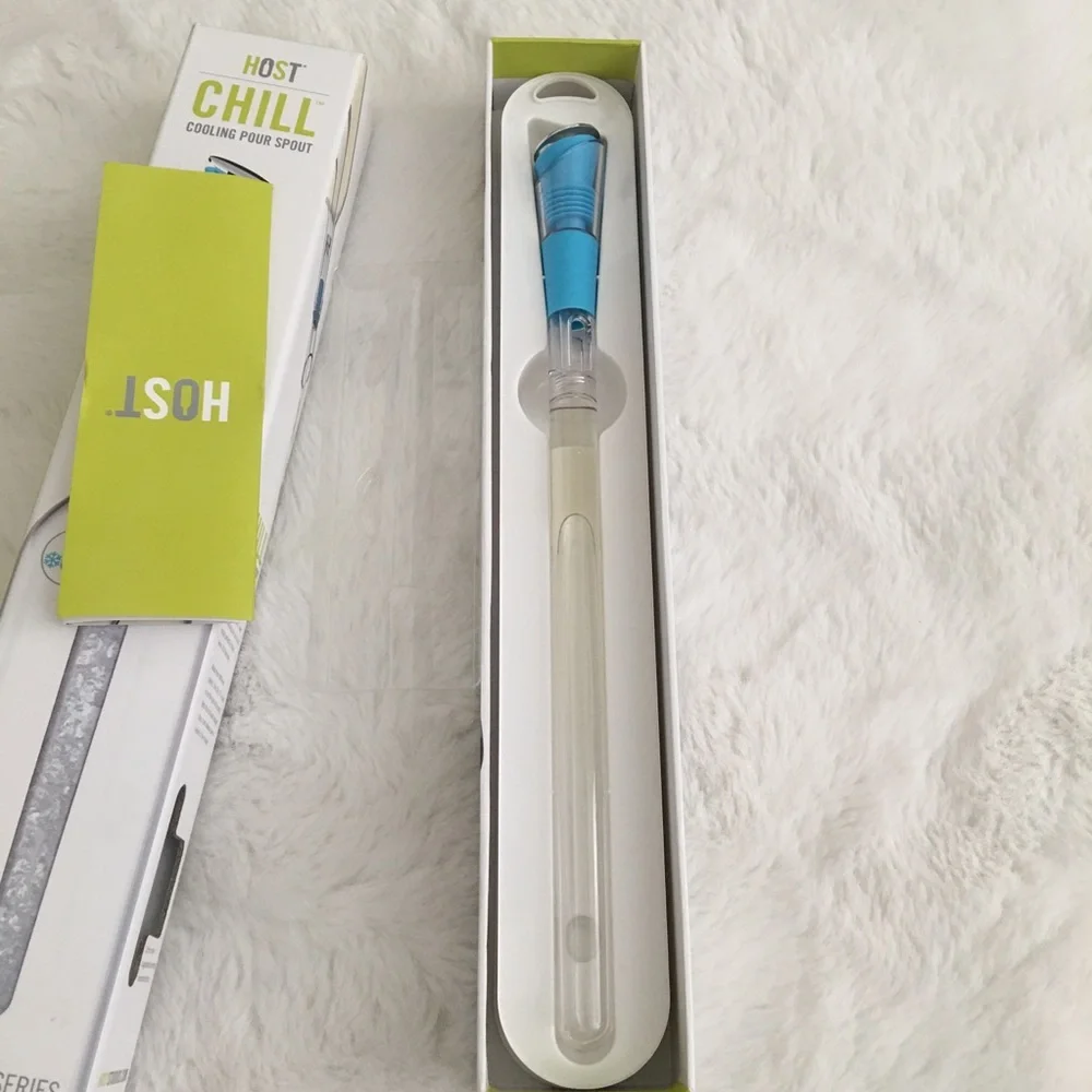NEW IN BOX Host chill cooling pour spout